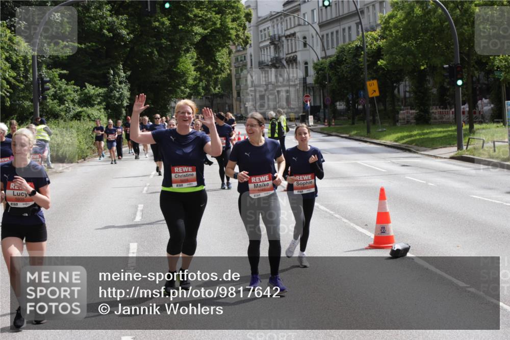 14.06.2026 - REWE Women's Run Jannik Wohlers http://msf.ph/oto/9817642 14.06.2026 10:57:17 Laufen 5935, 7, 5659, 01, 7 meine-sportfotos.de