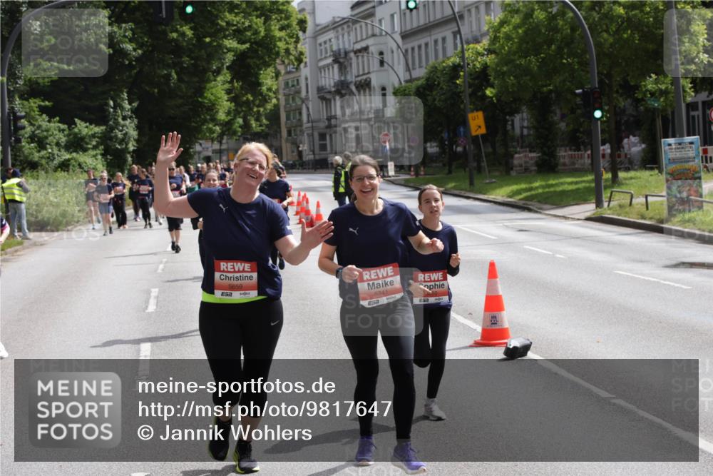 14.06.2026 - REWE Women's Run Jannik Wohlers http://msf.ph/oto/9817647 14.06.2026 10:57:17 Laufen 5659, 5241, 57, 7, 1 meine-sportfotos.de