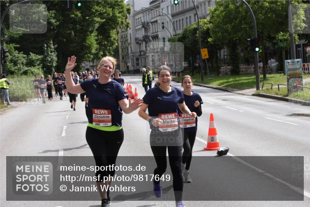 14.06.2026 - REWE Women's Run Jannik Wohlers http://msf.ph/oto/9817649 14.06.2026 10:57:17 Laufen 5659, 5241, 7, 5650, 1, 7230 meine-sportfotos.de