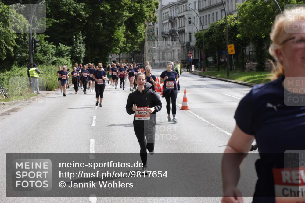 14.06.2026 - REWE Women's Run Jannik Wohlers http://msf.ph/oto/9817654 14.06.2026 10:57:19 Laufen 1 meine-sportfotos.de