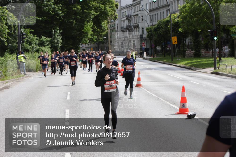 14.06.2026 - REWE Women's Run Jannik Wohlers http://msf.ph/oto/9817657 14.06.2026 10:57:19 Laufen 5917, 57, 1 meine-sportfotos.de