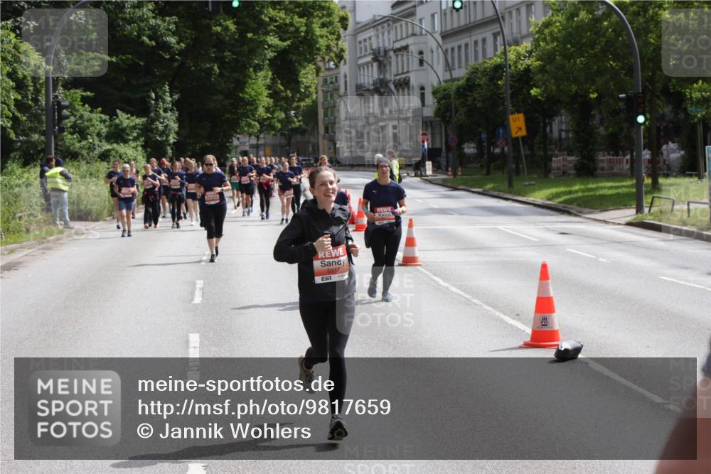 14.06.2026 - REWE Women's Run Jannik Wohlers http://msf.ph/oto/9817659 14.06.2026 10:57:19 Laufen 5917, 57, 1 meine-sportfotos.de