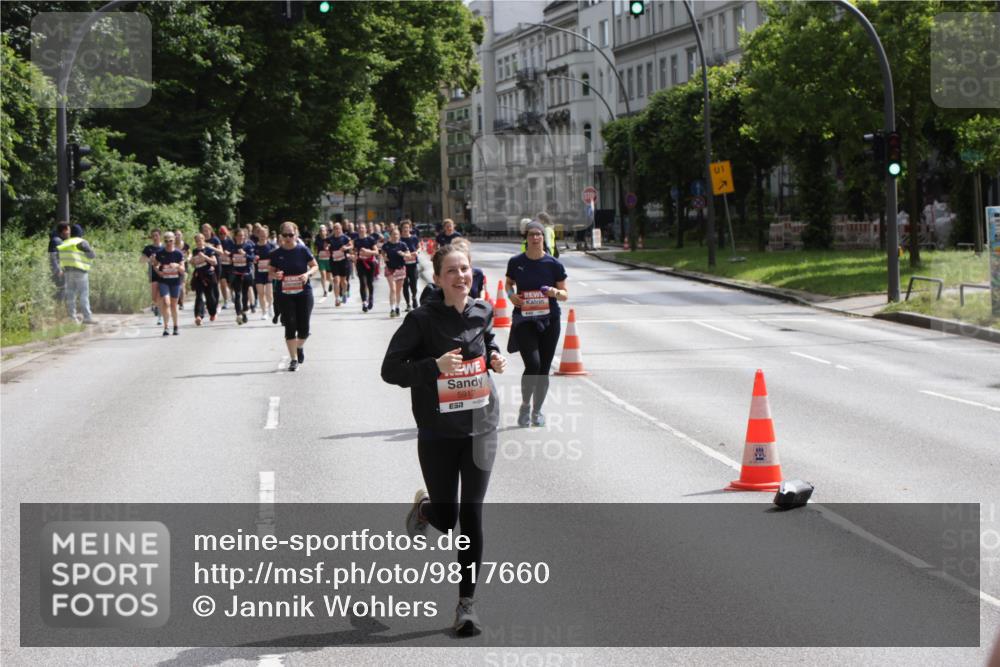 14.06.2026 - REWE Women's Run Jannik Wohlers http://msf.ph/oto/9817660 14.06.2026 10:57:19 Laufen 5917, 1 meine-sportfotos.de