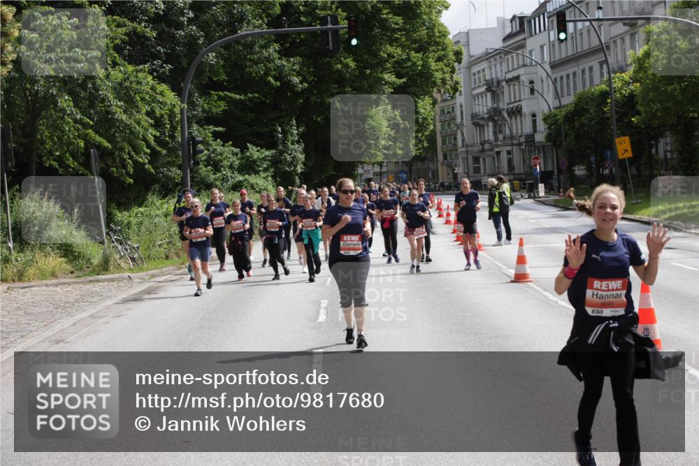 14.06.2026 - REWE Women's Run Jannik Wohlers http://msf.ph/oto/9817680 14.06.2026 10:57:23 Laufen 7, 5890, 1 meine-sportfotos.de