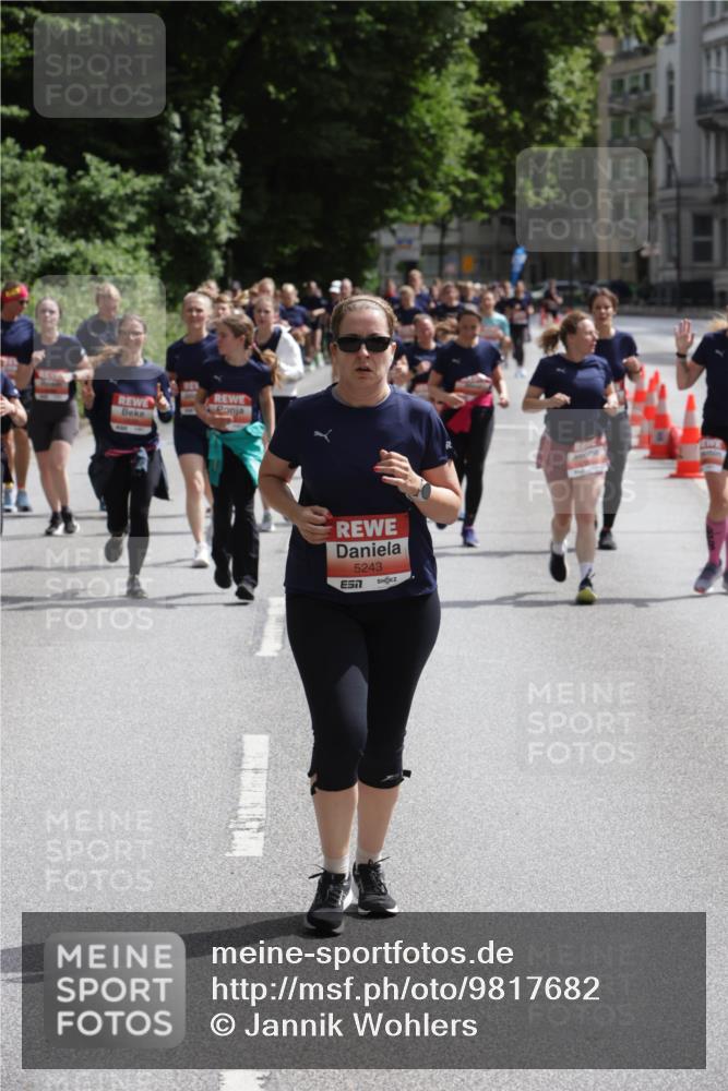 14.06.2026 - REWE Women's Run Jannik Wohlers http://msf.ph/oto/9817682 14.06.2026 10:57:25 Laufen 5243, 57 meine-sportfotos.de