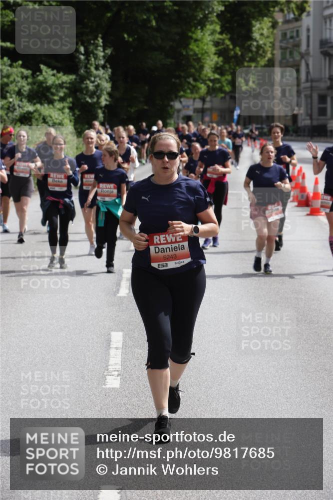 14.06.2026 - REWE Women's Run Jannik Wohlers http://msf.ph/oto/9817685 14.06.2026 10:57:25 Laufen 5243 meine-sportfotos.de