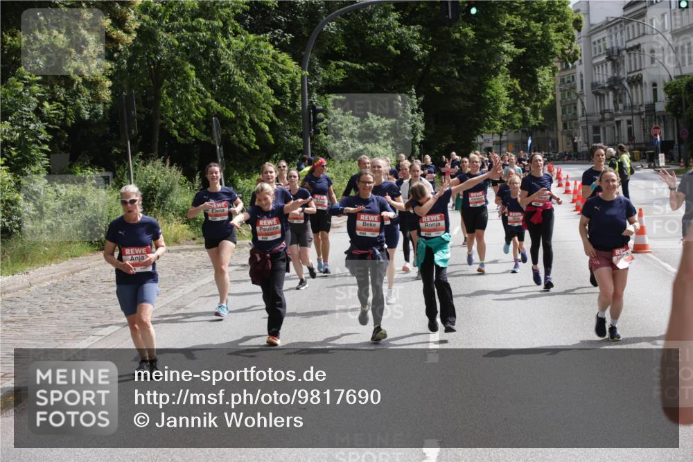 14.06.2026 - REWE Women's Run Jannik Wohlers http://msf.ph/oto/9817690 14.06.2026 10:57:28 Laufen  meine-sportfotos.de