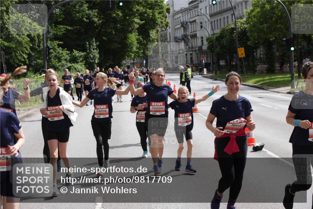 14.06.2026 - REWE Women's Run Jannik Wohlers http://msf.ph/oto/9817709 14.06.2026 10:57:31 Laufen 5077, 5610, 5, 1, 5133 meine-sportfotos.de