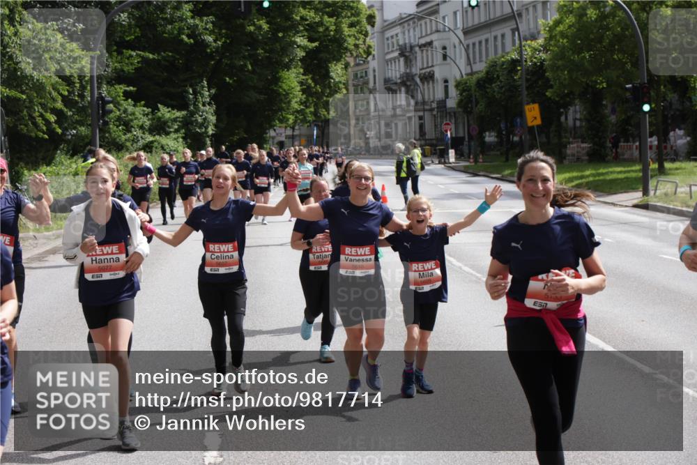 14.06.2026 - REWE Women's Run Jannik Wohlers http://msf.ph/oto/9817714 14.06.2026 10:57:32 Laufen 5077, 7, 01, 5607, 7, 5610, 5609, 5133 meine-sportfotos.de