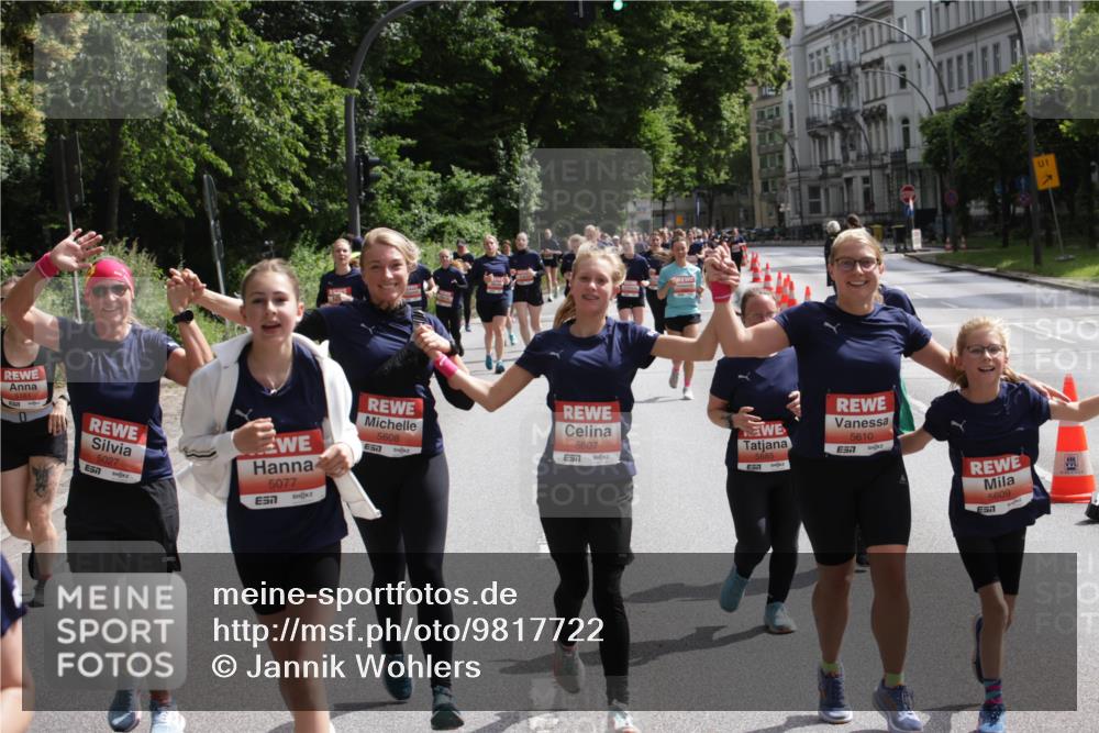 14.06.2026 - REWE Women's Run Jannik Wohlers http://msf.ph/oto/9817722 14.06.2026 10:57:32 Laufen 5161, 5027, 7, 5077, 57, 5608, 7, 5607, 7, 51, 5610, 5609, 57, 01 meine-sportfotos.de