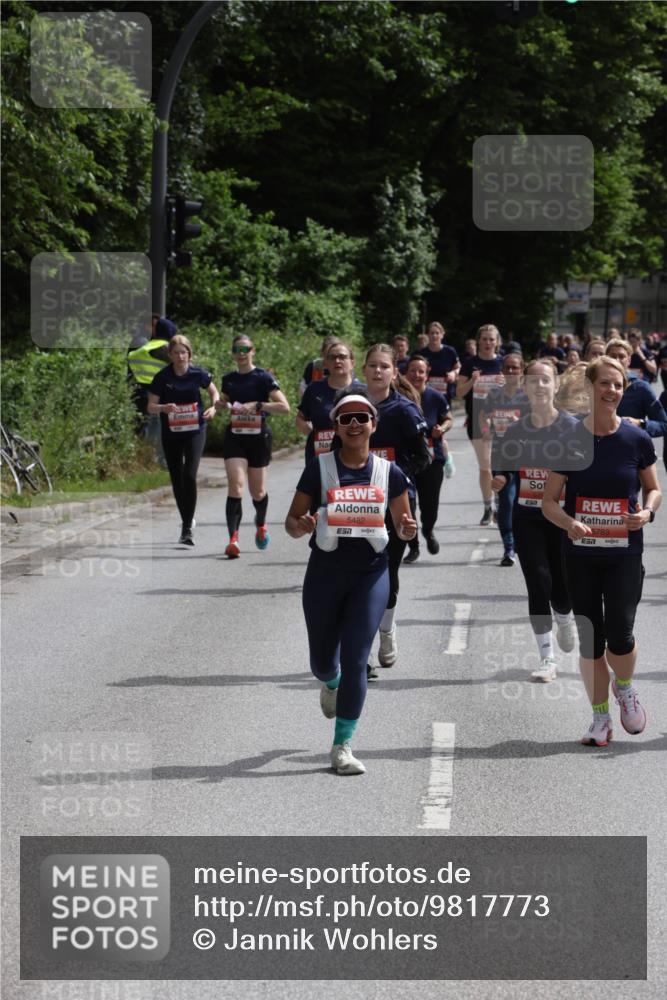 14.06.2026 - REWE Women's Run Jannik Wohlers http://msf.ph/oto/9817773 14.06.2026 10:57:47 Laufen 5482, 5783 meine-sportfotos.de