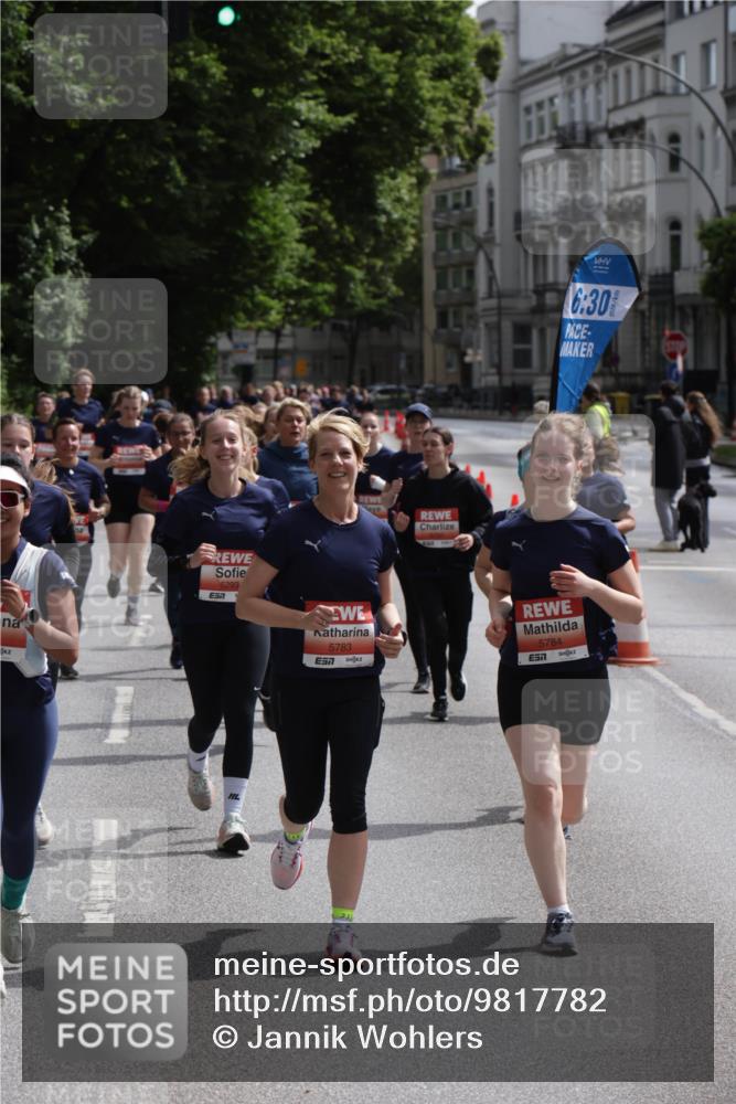 14.06.2026 - REWE Women's Run Jannik Wohlers http://msf.ph/oto/9817782 14.06.2026 10:57:48 Laufen 5293, 7, 6, 30, 5783, 7, 5784 meine-sportfotos.de