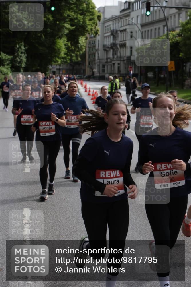 14.06.2026 - REWE Women's Run Jannik Wohlers http://msf.ph/oto/9817795 14.06.2026 10:57:52 Laufen 5623, 5293 meine-sportfotos.de