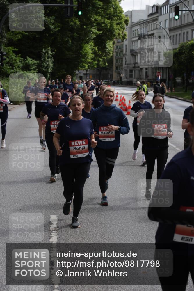 14.06.2026 - REWE Women's Run Jannik Wohlers http://msf.ph/oto/9817798 14.06.2026 10:57:52 Laufen 5623, 7, 5751, 7, 5750, 57 meine-sportfotos.de