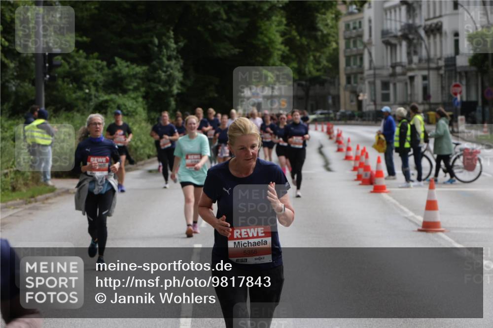 14.06.2026 - REWE Women's Run Jannik Wohlers http://msf.ph/oto/9817843 14.06.2026 10:58:05 Laufen 5356 meine-sportfotos.de