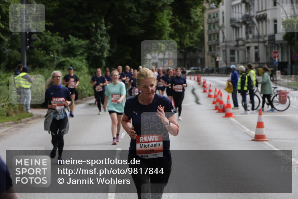 14.06.2026 - REWE Women's Run Jannik Wohlers http://msf.ph/oto/9817844 14.06.2026 10:58:05 Laufen 5356 meine-sportfotos.de