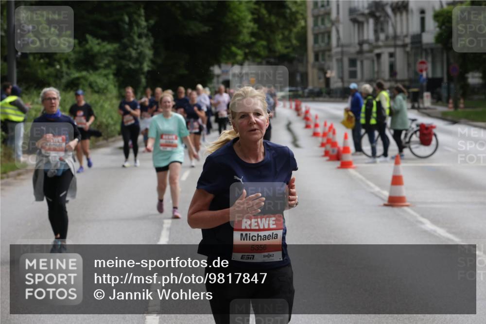 14.06.2026 - REWE Women's Run Jannik Wohlers http://msf.ph/oto/9817847 14.06.2026 10:58:06 Laufen 5356 meine-sportfotos.de