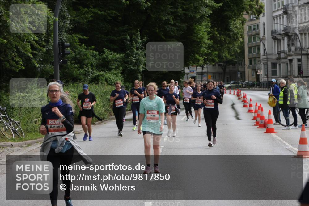 14.06.2026 - REWE Women's Run Jannik Wohlers http://msf.ph/oto/9817850 14.06.2026 10:58:07 Laufen 5137 meine-sportfotos.de