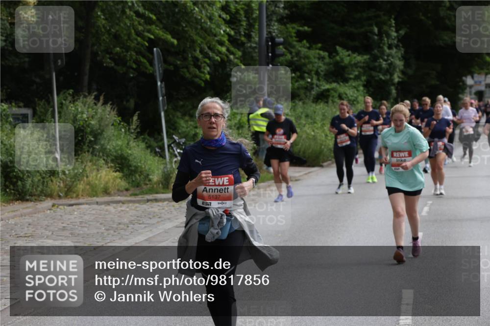 14.06.2026 - REWE Women's Run Jannik Wohlers http://msf.ph/oto/9817856 14.06.2026 10:58:08 Laufen 5137 meine-sportfotos.de