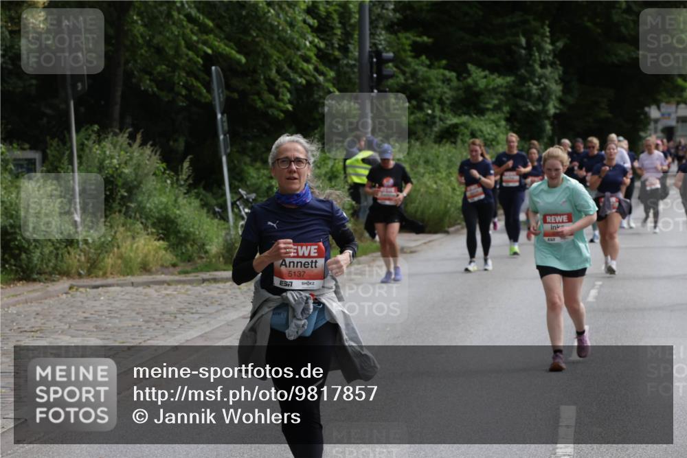 14.06.2026 - REWE Women's Run Jannik Wohlers http://msf.ph/oto/9817857 14.06.2026 10:58:08 Laufen 5137 meine-sportfotos.de