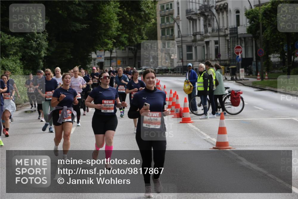 14.06.2026 - REWE Women's Run Jannik Wohlers http://msf.ph/oto/9817867 14.06.2026 10:58:11 Laufen 57, 6957 meine-sportfotos.de