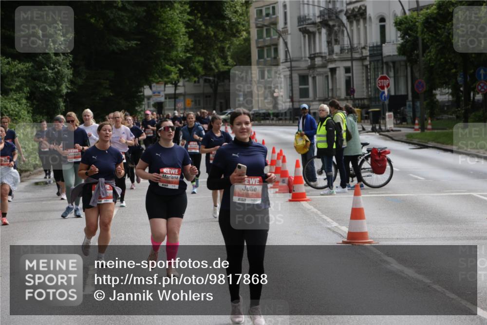 14.06.2026 - REWE Women's Run Jannik Wohlers http://msf.ph/oto/9817868 14.06.2026 10:58:11 Laufen 6967 meine-sportfotos.de
