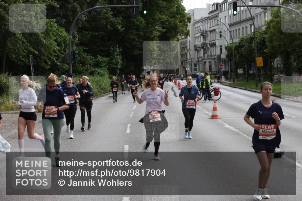 14.06.2026 - REWE Women's Run Jannik Wohlers http://msf.ph/oto/9817904 14.06.2026 10:58:19 Laufen 1, 5736, 57 meine-sportfotos.de