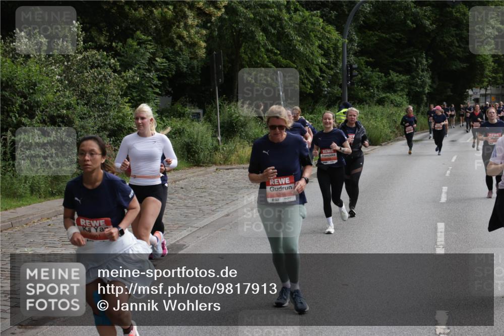 14.06.2026 - REWE Women's Run Jannik Wohlers http://msf.ph/oto/9817913 14.06.2026 10:58:20 Laufen 5346, 57 meine-sportfotos.de