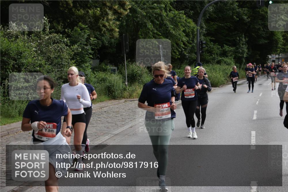 14.06.2026 - REWE Women's Run Jannik Wohlers http://msf.ph/oto/9817916 14.06.2026 10:58:20 Laufen 5901, 5346, 57 meine-sportfotos.de