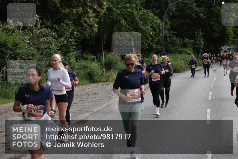 14.06.2026 - REWE Women's Run Jannik Wohlers http://msf.ph/oto/9817917 14.06.2026 10:58:20 Laufen 5901, 657, 5346, 7 meine-sportfotos.de