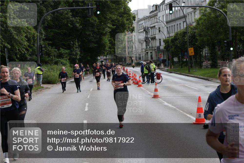 14.06.2026 - REWE Women's Run Jannik Wohlers http://msf.ph/oto/9817922 14.06.2026 10:58:22 Laufen 5893, 57, 1 meine-sportfotos.de