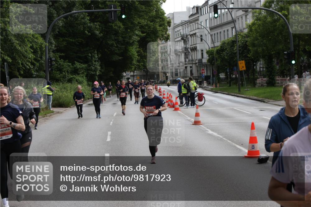 14.06.2026 - REWE Women's Run Jannik Wohlers http://msf.ph/oto/9817923 14.06.2026 10:58:22 Laufen 5893, 1 meine-sportfotos.de