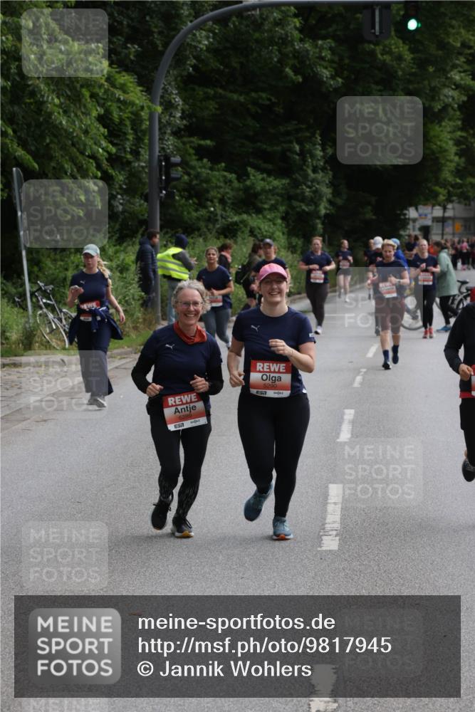 14.06.2026 - REWE Women's Run Jannik Wohlers http://msf.ph/oto/9817945 14.06.2026 10:58:28 Laufen 5289, 57, 5290 meine-sportfotos.de