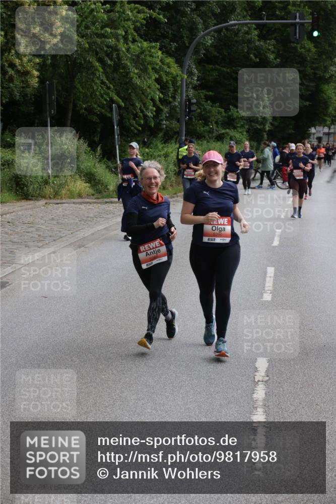 14.06.2026 - REWE Women's Run Jannik Wohlers http://msf.ph/oto/9817958 14.06.2026 10:58:29 Laufen 5289, 5290, 7 meine-sportfotos.de