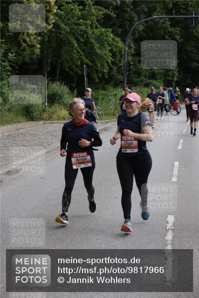 14.06.2026 - REWE Women's Run Jannik Wohlers http://msf.ph/oto/9817966 14.06.2026 10:58:30 Laufen 5289, 7, 5290, 57 meine-sportfotos.de