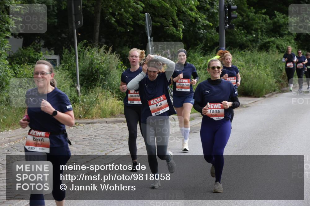 14.06.2026 - REWE Women's Run Jannik Wohlers http://msf.ph/oto/9818058 14.06.2026 10:58:54 Laufen 5249, 577, 5015, 57, 5045, 5, 5183, 5044 meine-sportfotos.de