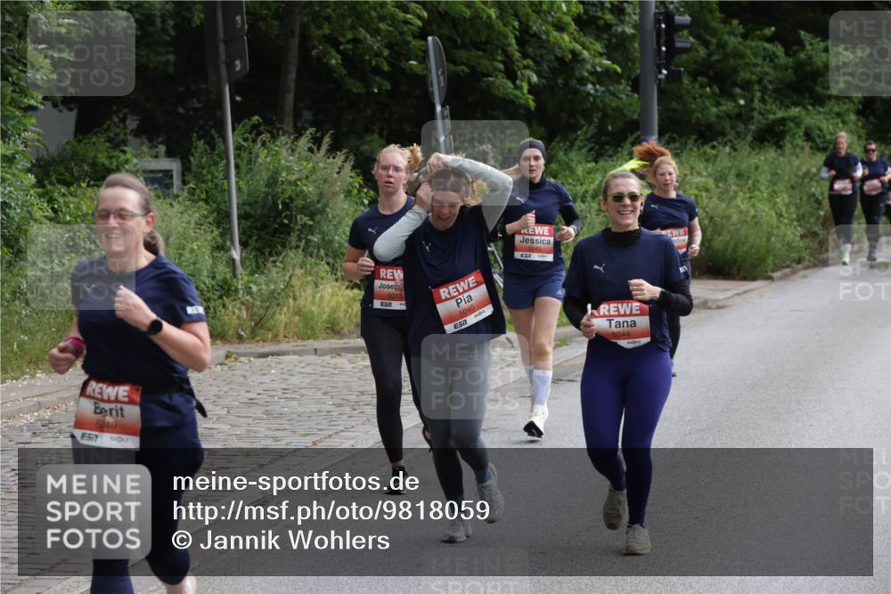 14.06.2026 - REWE Women's Run Jannik Wohlers http://msf.ph/oto/9818059 14.06.2026 10:58:54 Laufen 549, 577, 5015, 57, 5183, 5045, 7, 5044 meine-sportfotos.de