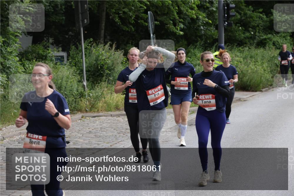 14.06.2026 - REWE Women's Run Jannik Wohlers http://msf.ph/oto/9818061 14.06.2026 10:58:54 Laufen 549, 5, 7, 57, 5045, 5044 meine-sportfotos.de