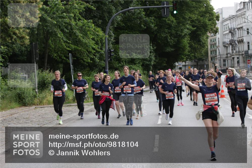 14.06.2026 - REWE Women's Run Jannik Wohlers http://msf.ph/oto/9818104 14.06.2026 10:59:04 Laufen  meine-sportfotos.de