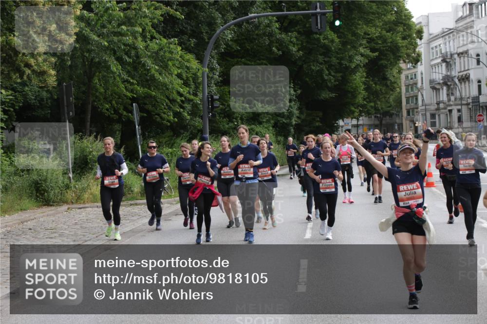 14.06.2026 - REWE Women's Run Jannik Wohlers http://msf.ph/oto/9818105 14.06.2026 10:59:04 Laufen 7 meine-sportfotos.de