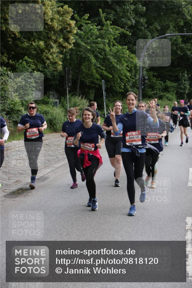 14.06.2026 - REWE Women's Run Jannik Wohlers http://msf.ph/oto/9818120 14.06.2026 10:59:08 Laufen 5573 meine-sportfotos.de