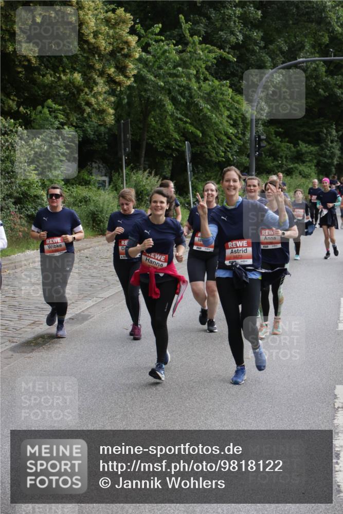 14.06.2026 - REWE Women's Run Jannik Wohlers http://msf.ph/oto/9818122 14.06.2026 10:59:08 Laufen 5573 meine-sportfotos.de