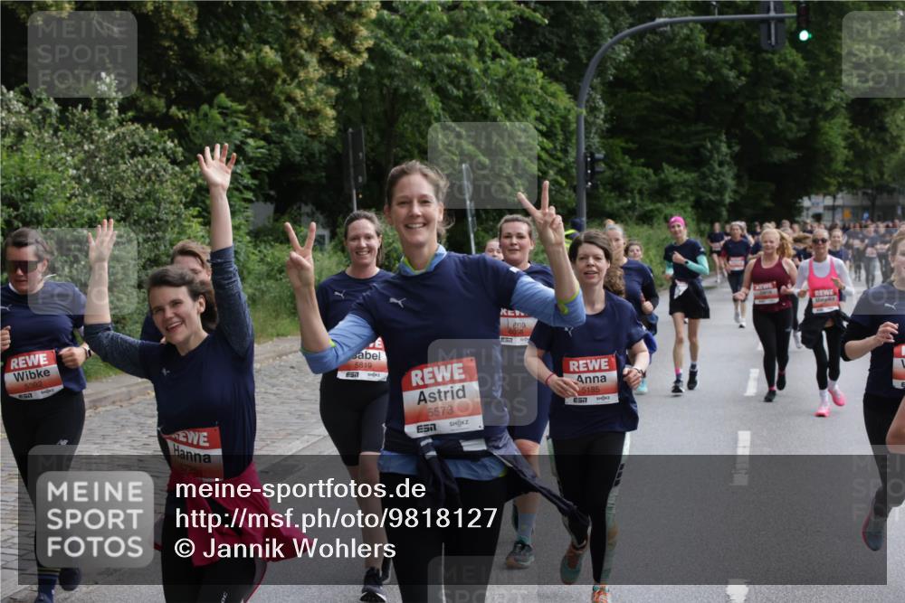 14.06.2026 - REWE Women's Run Jannik Wohlers http://msf.ph/oto/9818127 14.06.2026 10:59:09 Laufen 5392, 5725, 5819, 57, 5573, 6058, 5185 meine-sportfotos.de