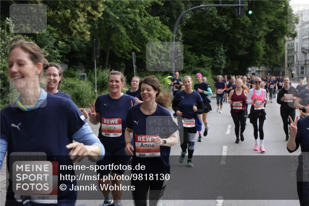 14.06.2026 - REWE Women's Run Jannik Wohlers http://msf.ph/oto/9818130 14.06.2026 10:59:10 Laufen 5573, 6058, 7, 5185 meine-sportfotos.de