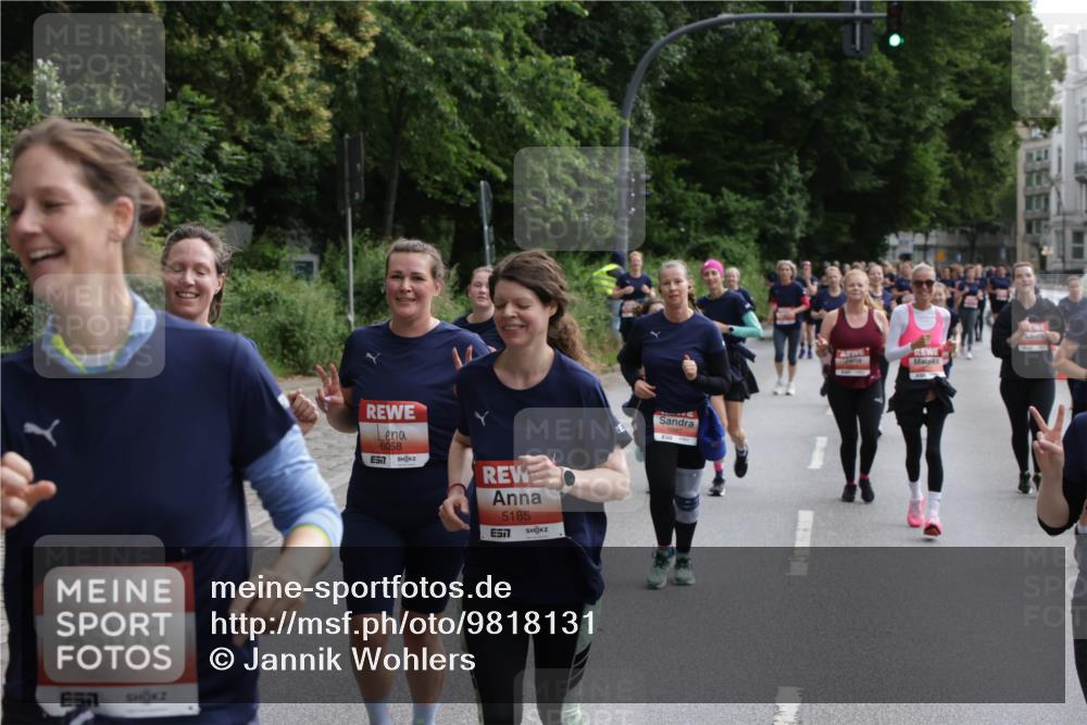 14.06.2026 - REWE Women's Run Jannik Wohlers http://msf.ph/oto/9818131 14.06.2026 10:59:10 Laufen 5573, 6058, 7, 5185 meine-sportfotos.de