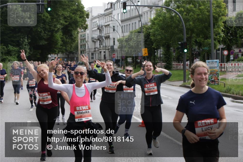 14.06.2026 - REWE Women's Run Jannik Wohlers http://msf.ph/oto/9818145 14.06.2026 10:59:13 Laufen 5200, 5743, 7, 1, 5744 meine-sportfotos.de