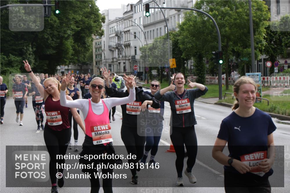 14.06.2026 - REWE Women's Run Jannik Wohlers http://msf.ph/oto/9818146 14.06.2026 10:59:13 Laufen 5354, 5200, 7, 01, 5744, 5743, 57, 57, 7, 5446 meine-sportfotos.de