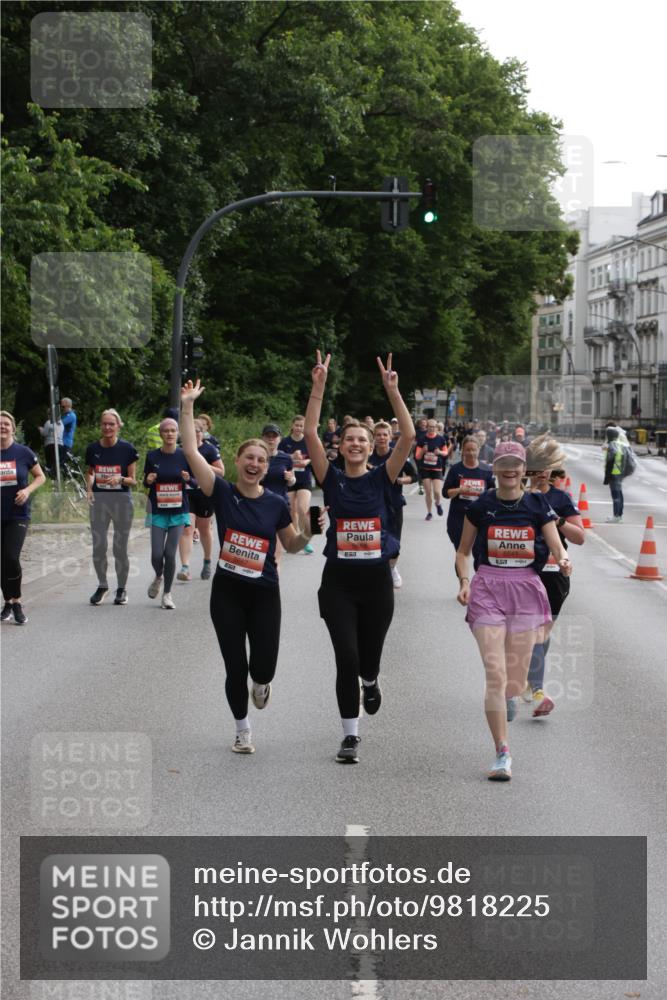 14.06.2026 - REWE Women's Run Jannik Wohlers http://msf.ph/oto/9818225 14.06.2026 10:59:30 Laufen 5545 meine-sportfotos.de