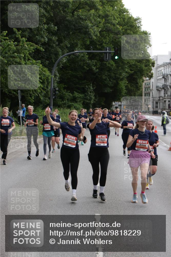 14.06.2026 - REWE Women's Run Jannik Wohlers http://msf.ph/oto/9818229 14.06.2026 10:59:31 Laufen 5668 meine-sportfotos.de
