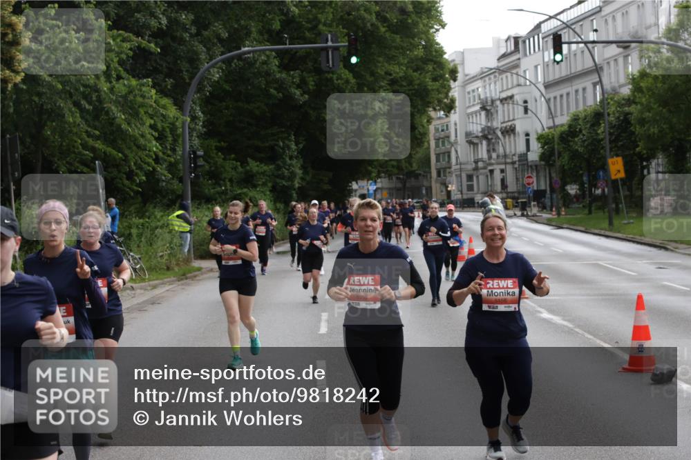 14.06.2026 - REWE Women's Run Jannik Wohlers http://msf.ph/oto/9818242 14.06.2026 10:59:35 Laufen 5939, 5156, 01 meine-sportfotos.de